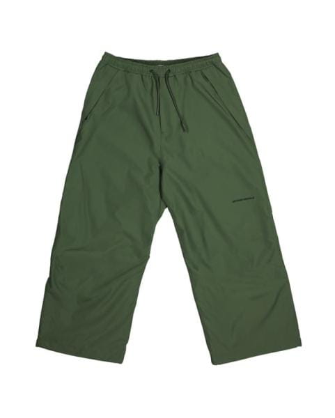 BEYOND MEDALS Park Pants