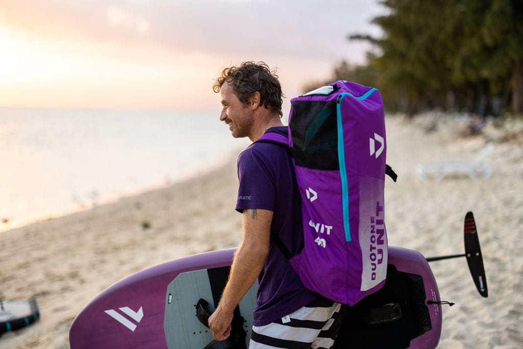 UnitBag_HenningNockel_Lifestyle_Mauritius_by_TobyBromwich_Duotone_Fanatic_0250_brettsport